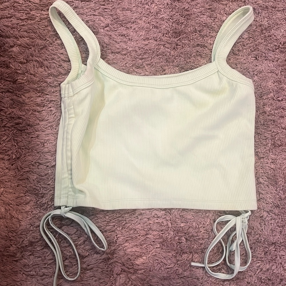 tiger mist lime green crop top